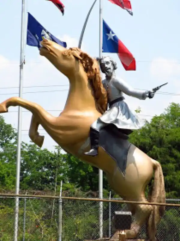 See some of the most bizarre sculptures from around the world